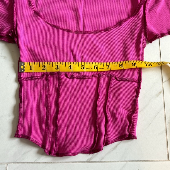 Pink urban outfitters top. XS - Picture 4 of 5
